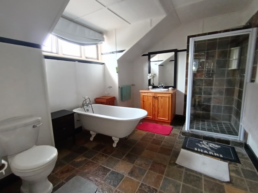7 Bedroom Property for Sale in Walmer Eastern Cape